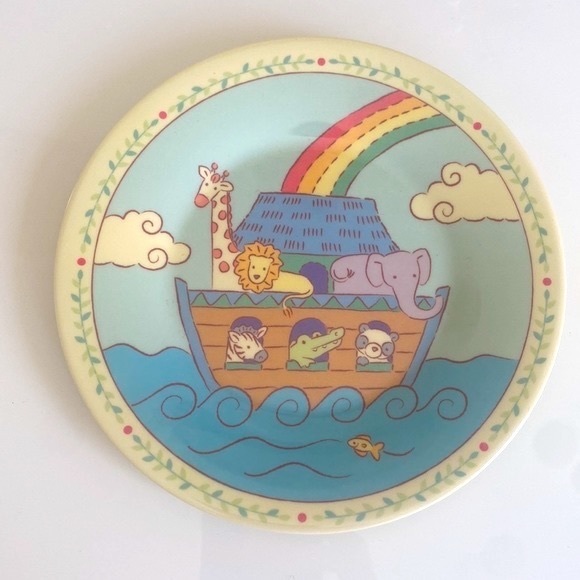 Noah’s Ark Cookie cutter set with metal tin, recipe book and plate - Picture 7 of 10